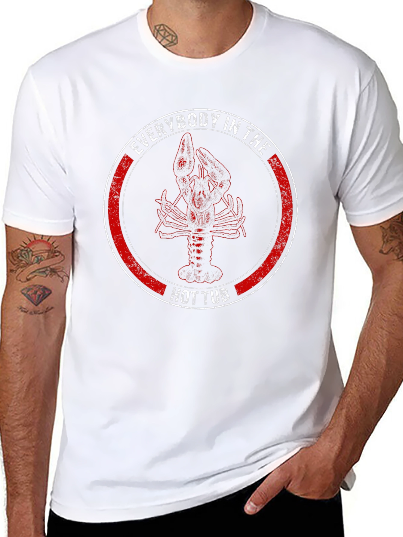 Camiseta Negra con Diseño de Langosta en Círculo Rojo