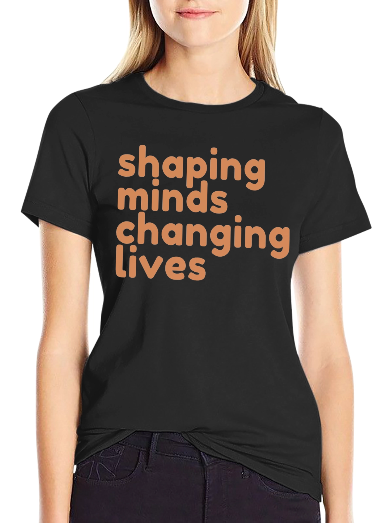 Camiseta Negra Shaping Minds Changing Lives