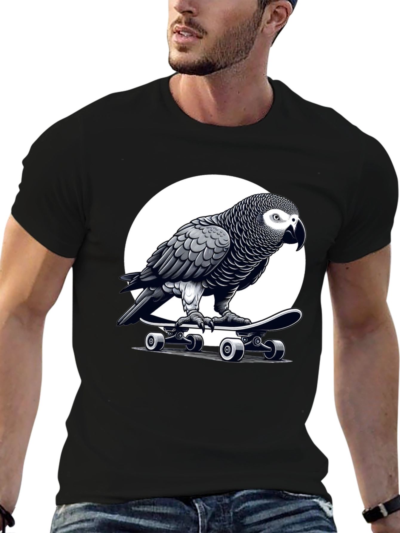 Camiseta Negra con Loro Skater