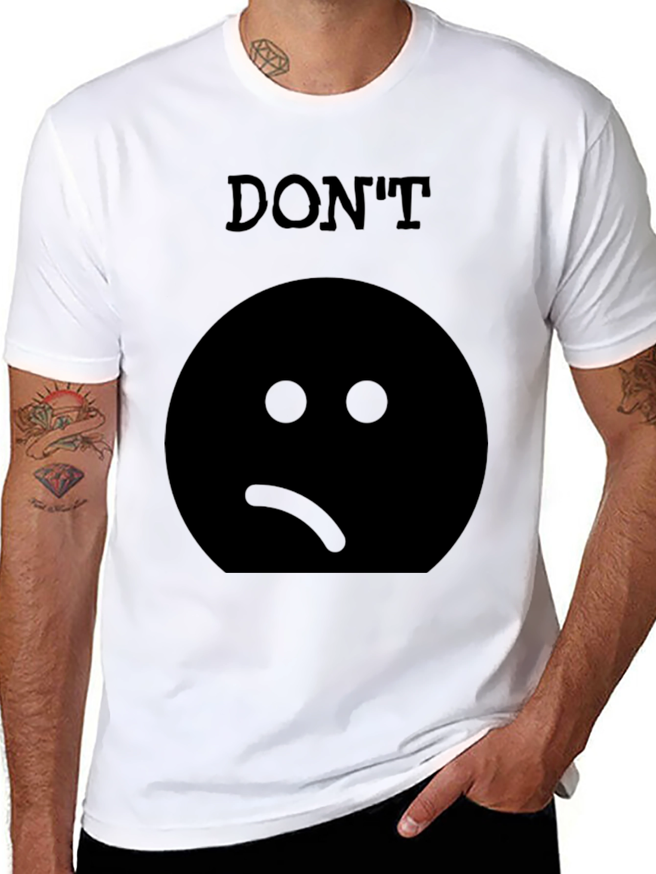 Camiseta Negra: No Estés Triste