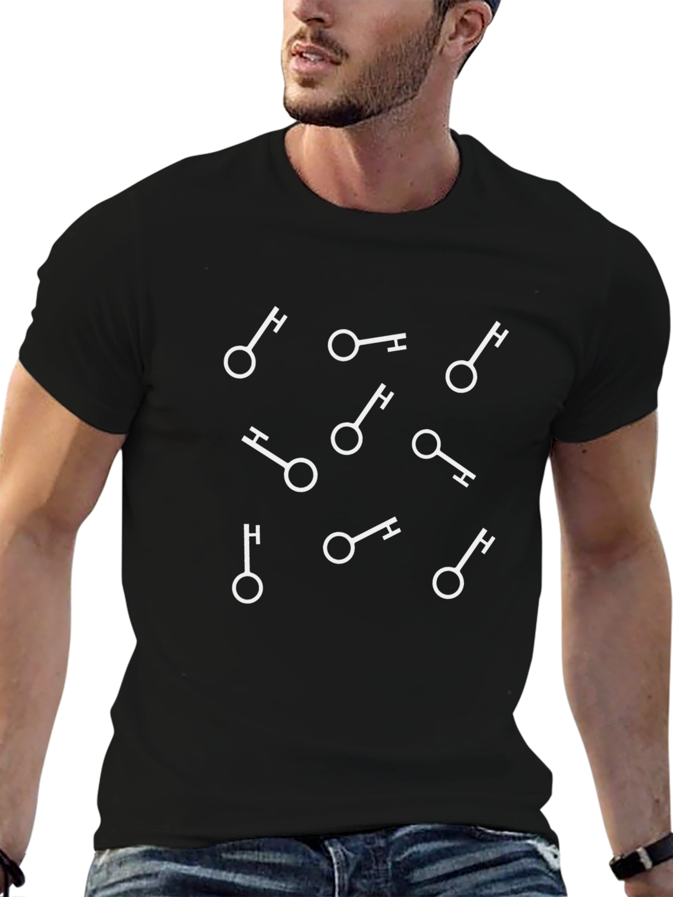 Camiseta Negra con Diseño de Llaves