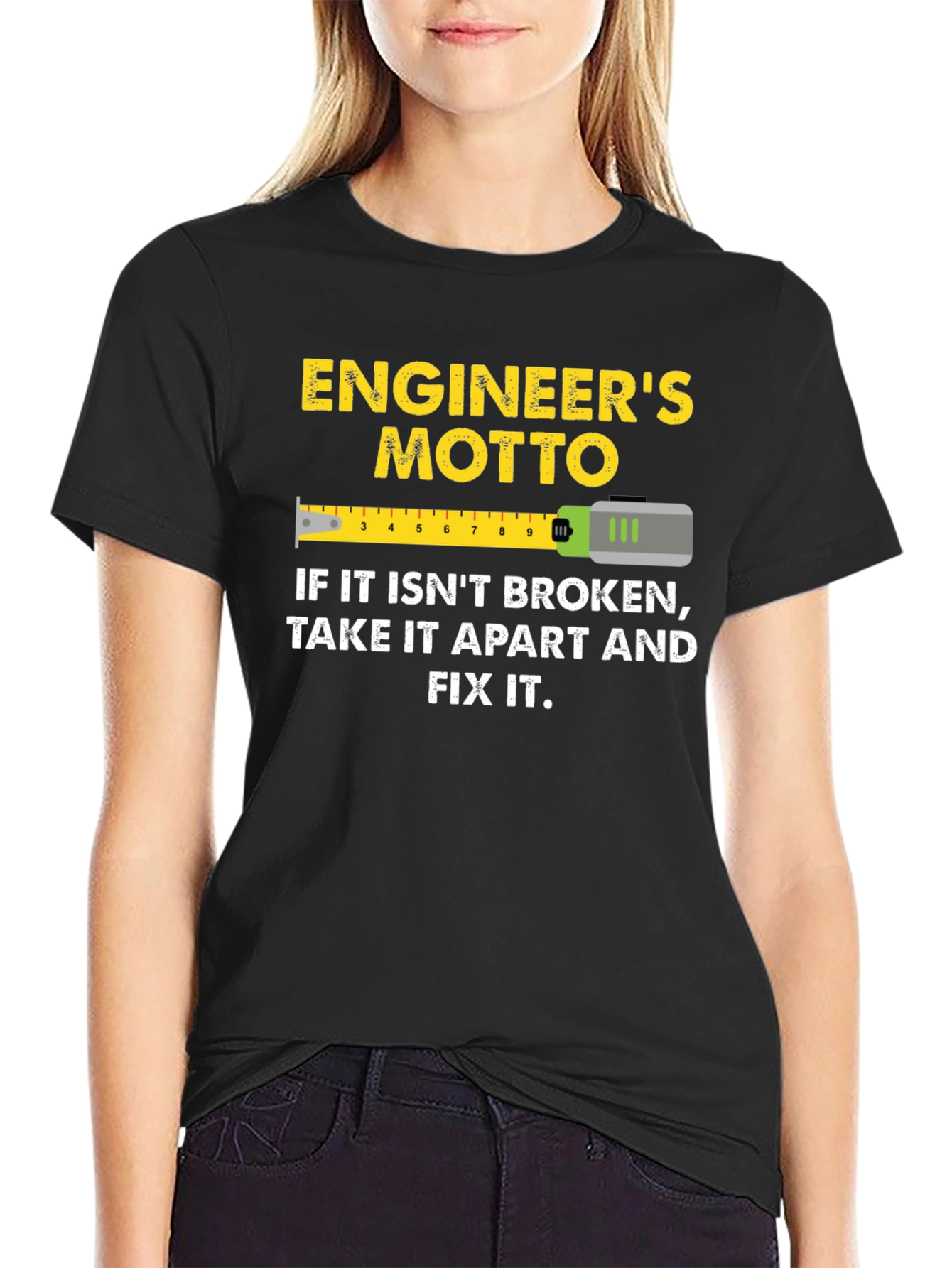 Camiseta Negra: Lema del Ingeniero