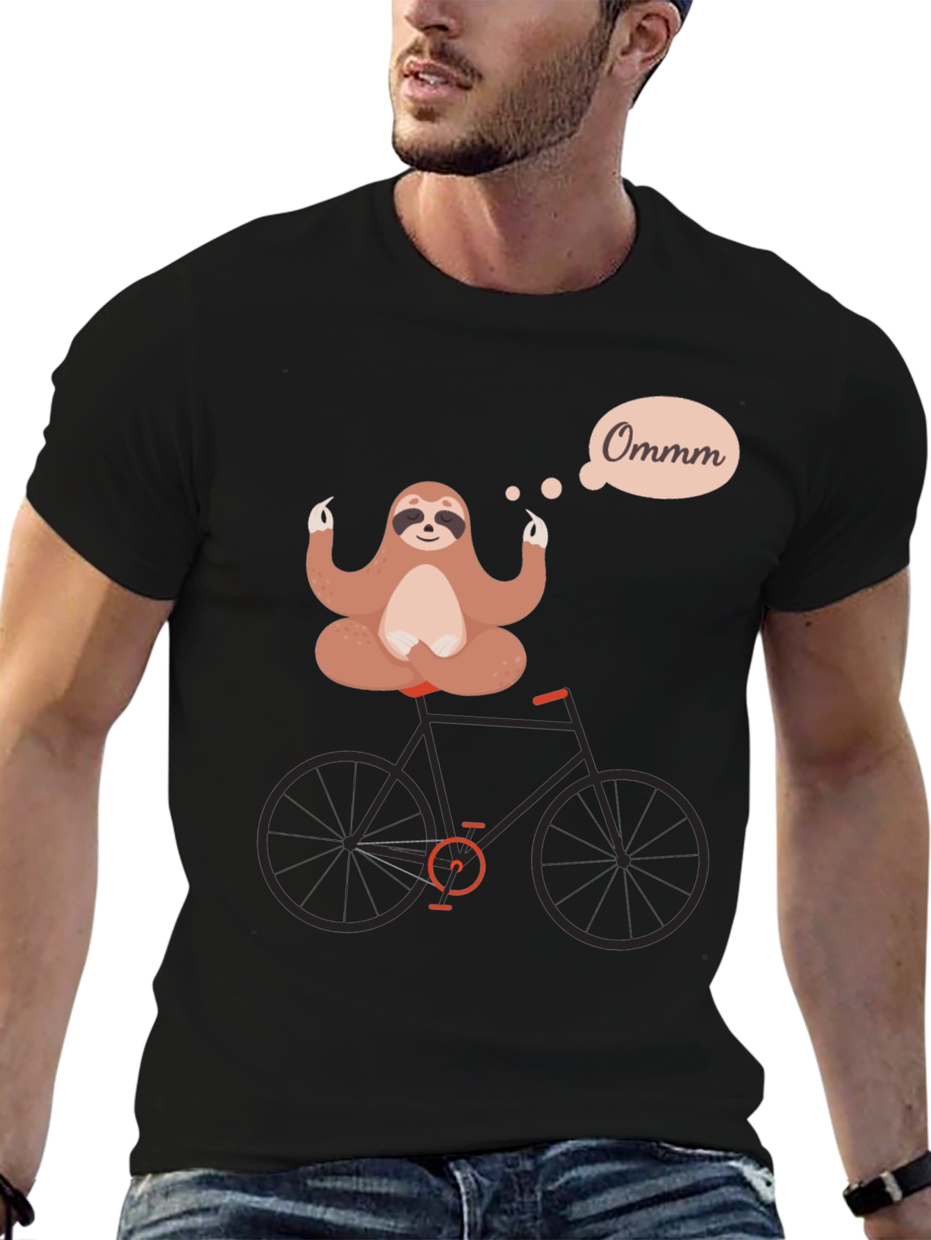 Camiseta Negra con Diseño de Perezoso Meditando en Bici