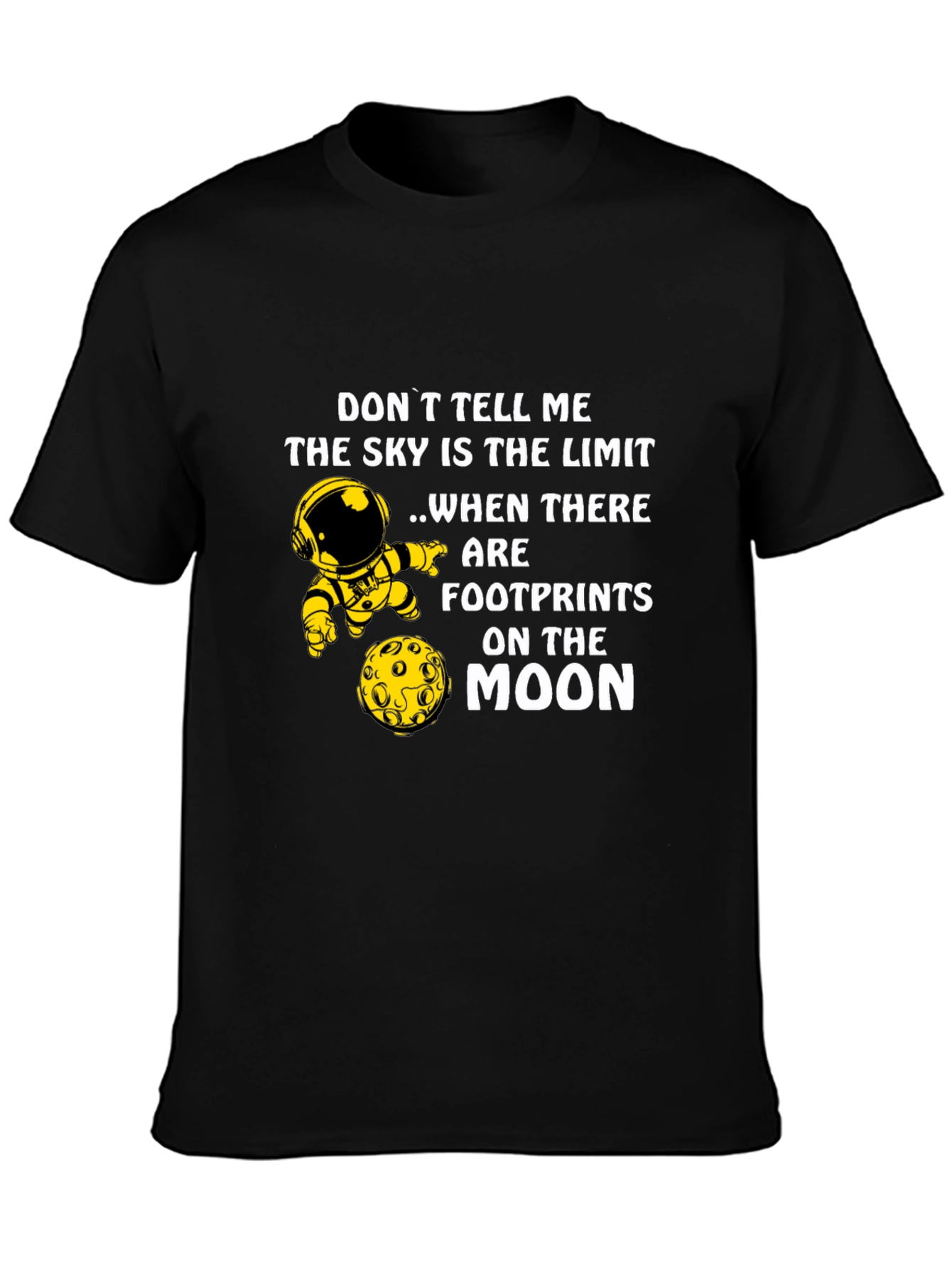 Camiseta Negra con Diseño de Astronauta y la Luna