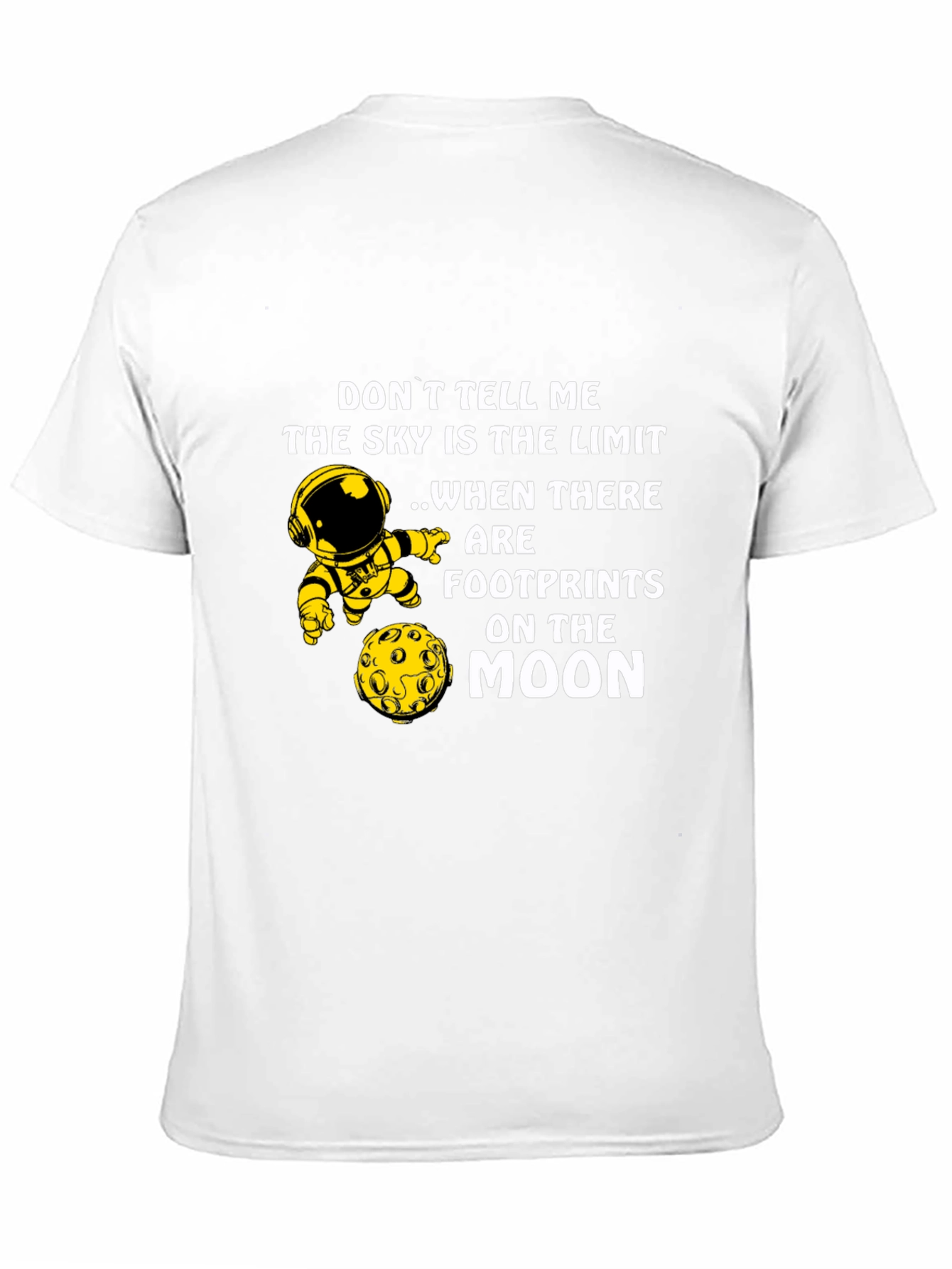 Camiseta Negra con Diseño de Astronauta y la Luna
