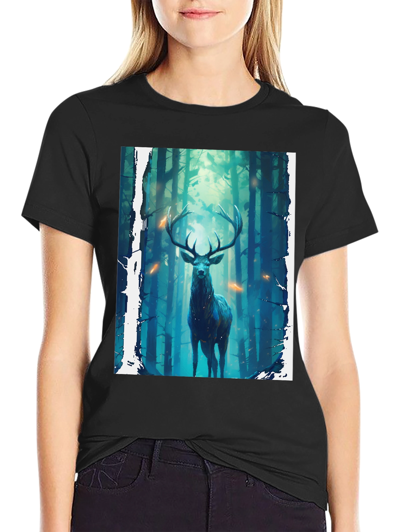 Camiseta Negra con Diseño de Ciervo en el Bosque