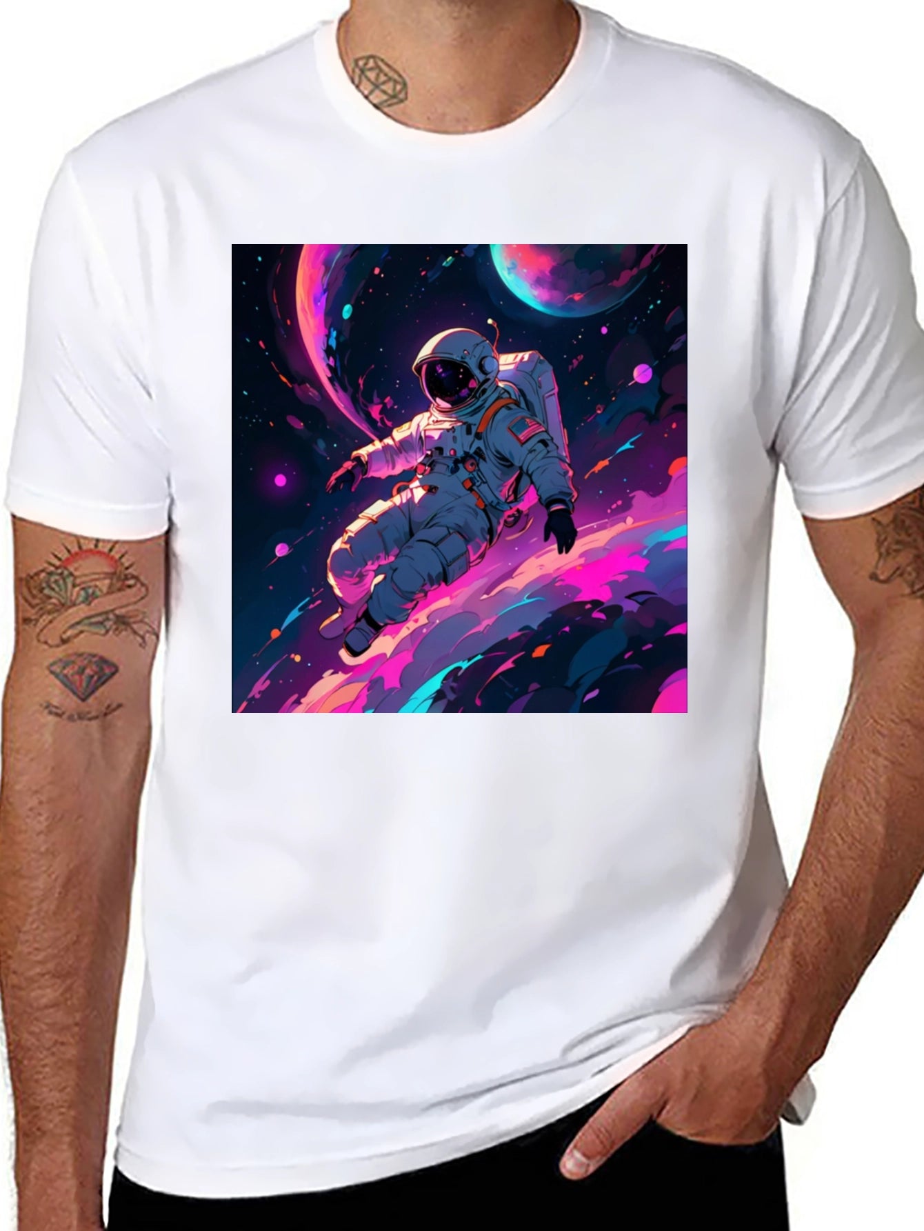 Camiseta Negra con Diseño de Astronauta Espacial