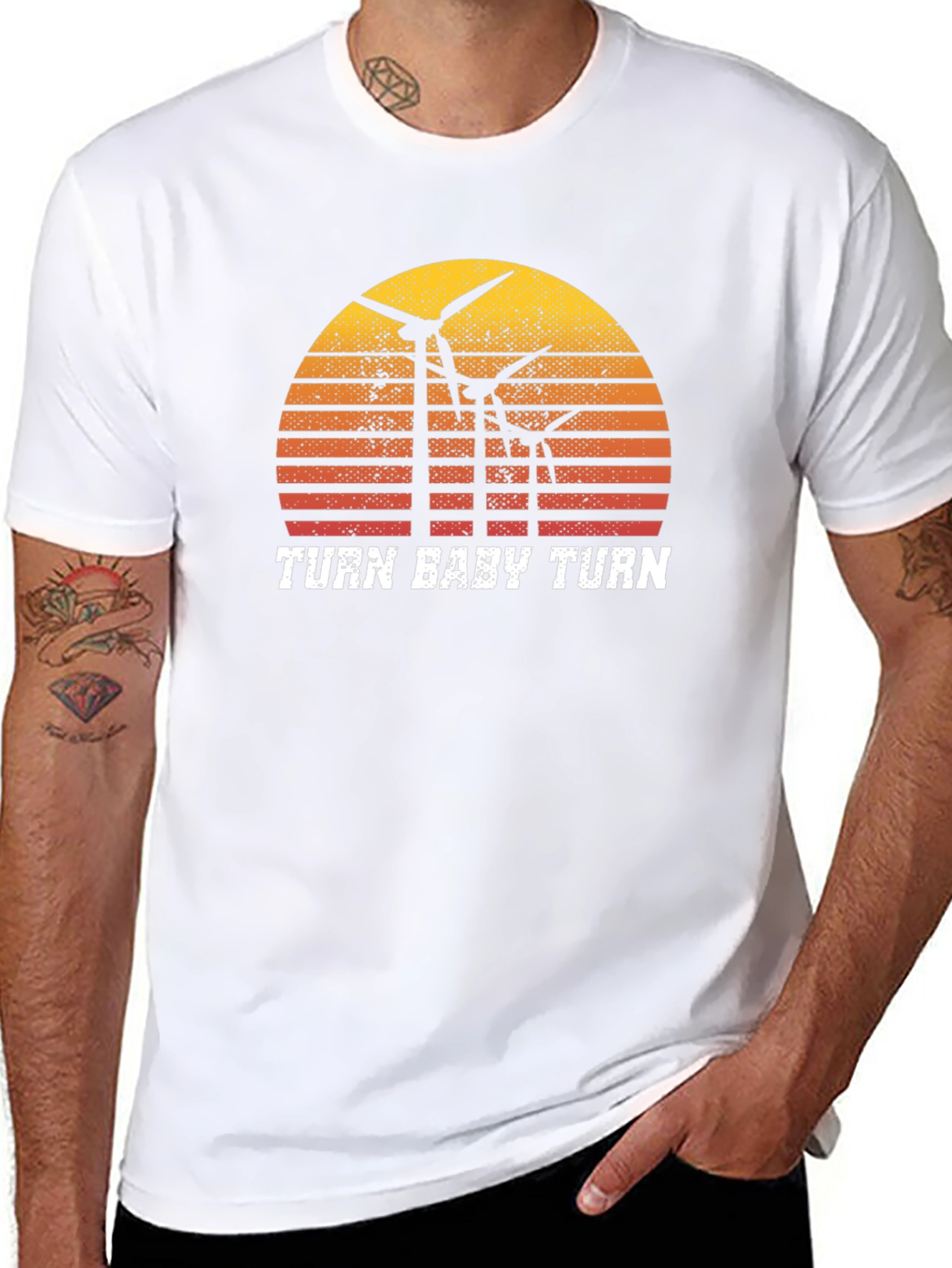 Camiseta Negra Retro Turn Baby Turn Energía Eólica