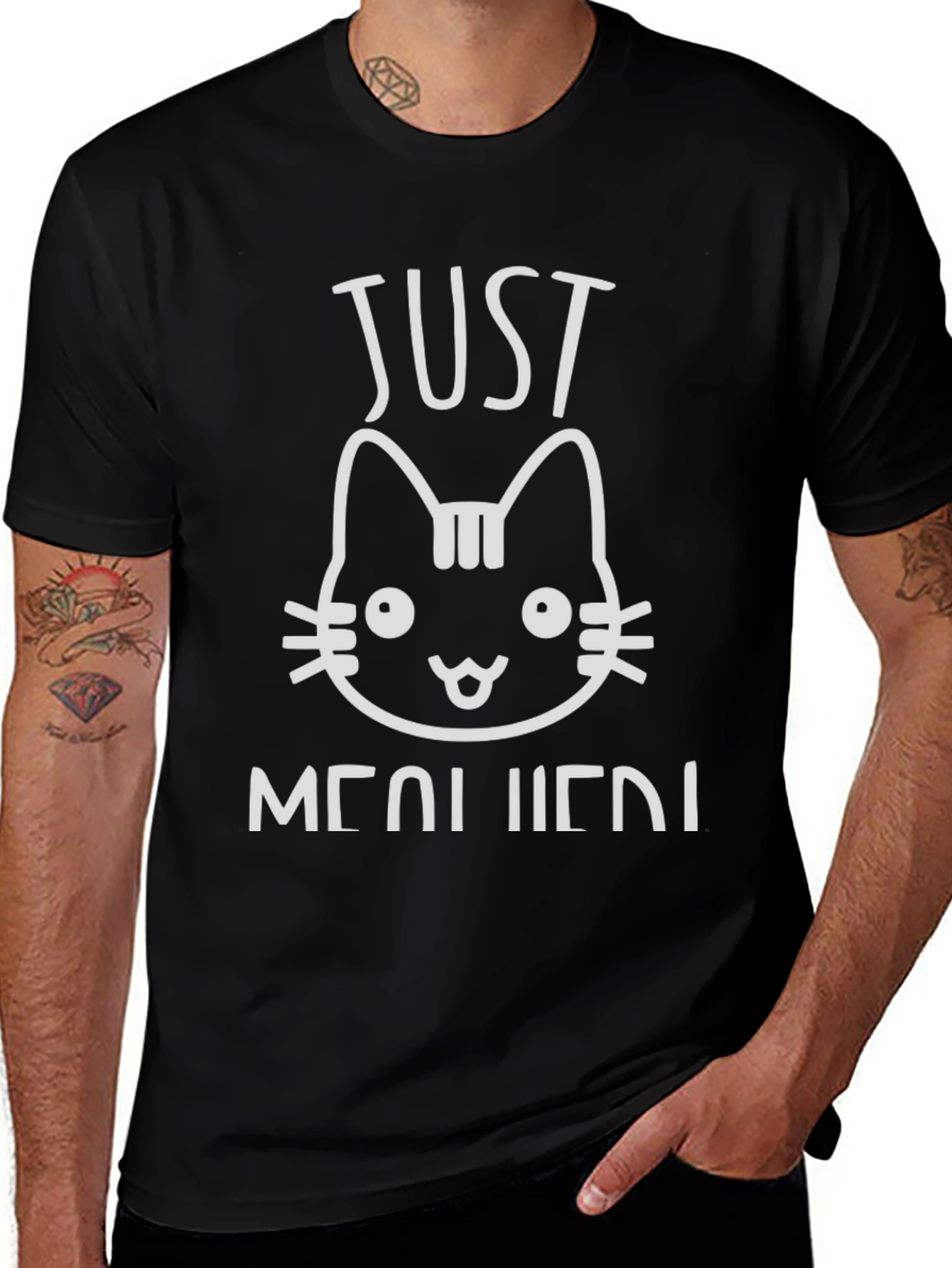 Camiseta Negra con Diseño de Gato Just Meowried