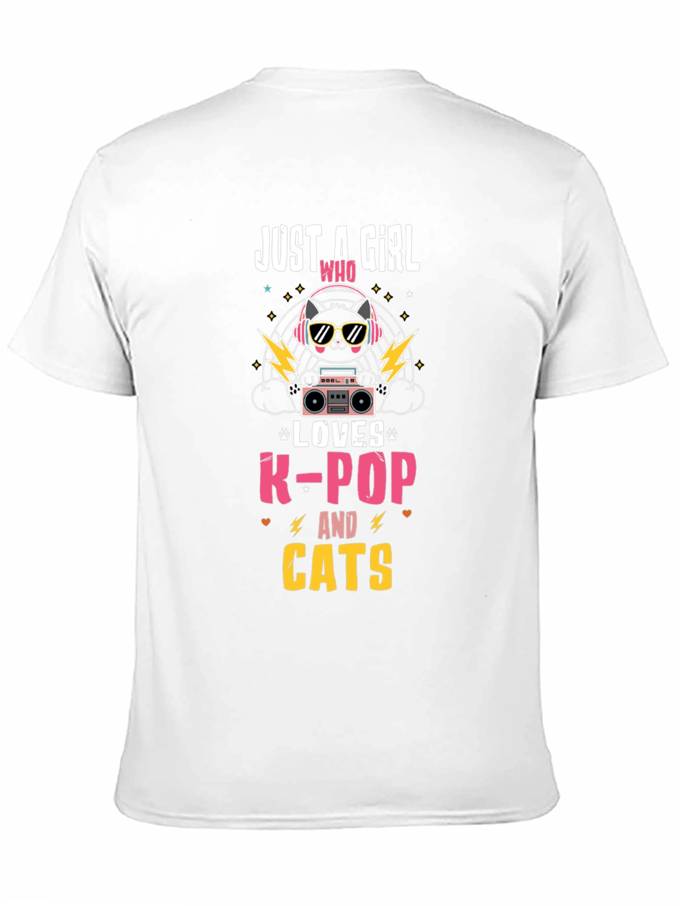 Camiseta Negra con Diseño de Gato K-Pop