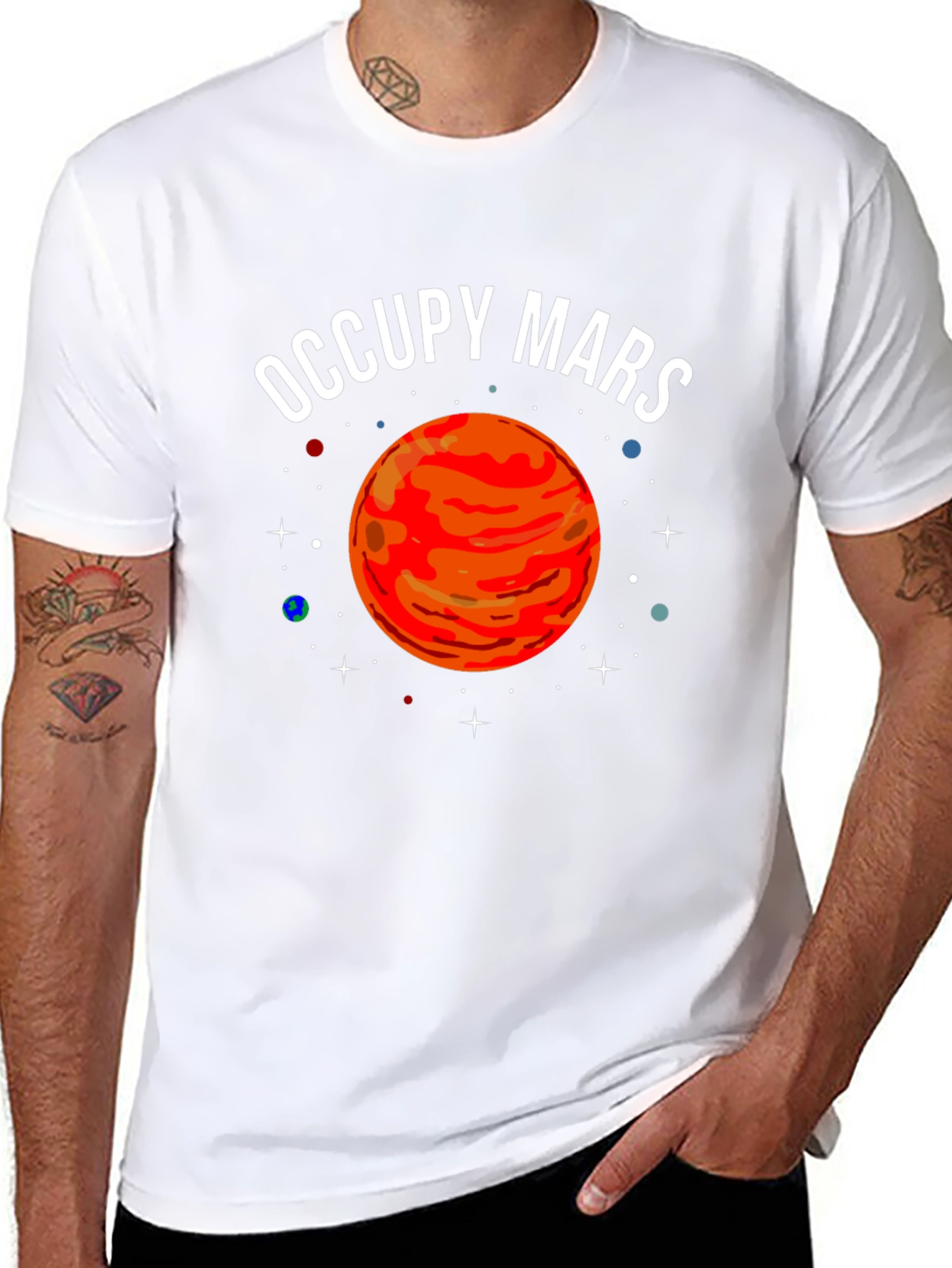Camiseta Negra Occupy Mars con Diseño Planetario