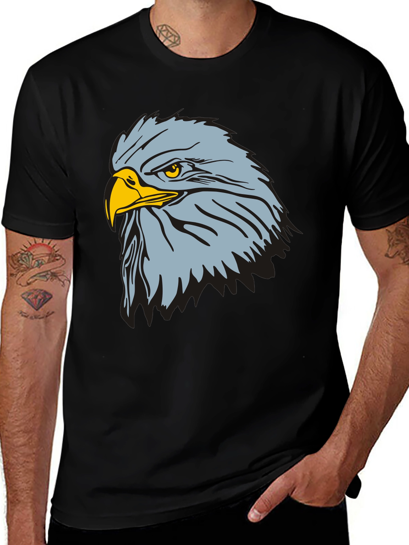 Camiseta Negra con Diseño de Águila Imponente