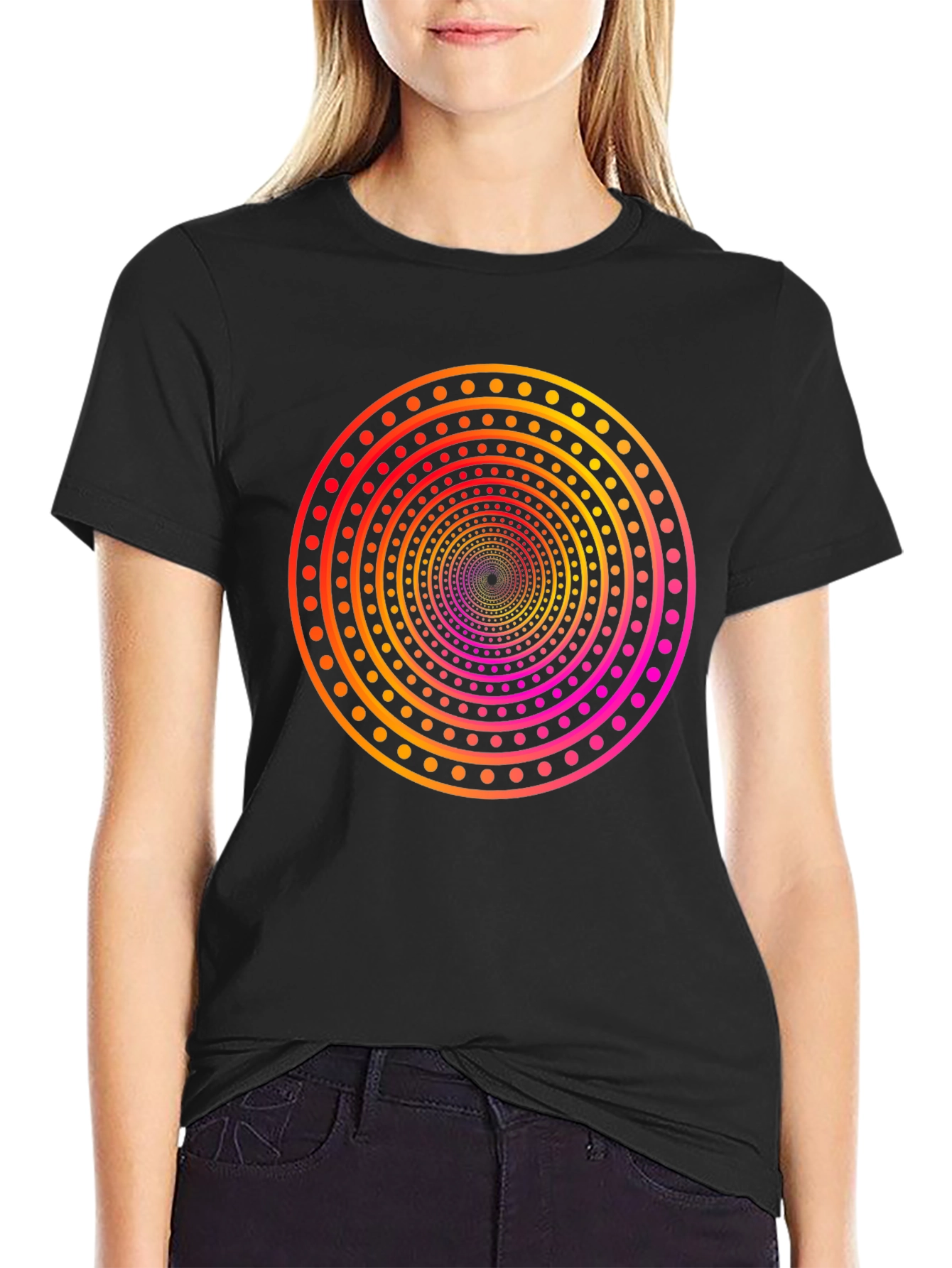 Camiseta Negra con Diseño Circular Psicodélico