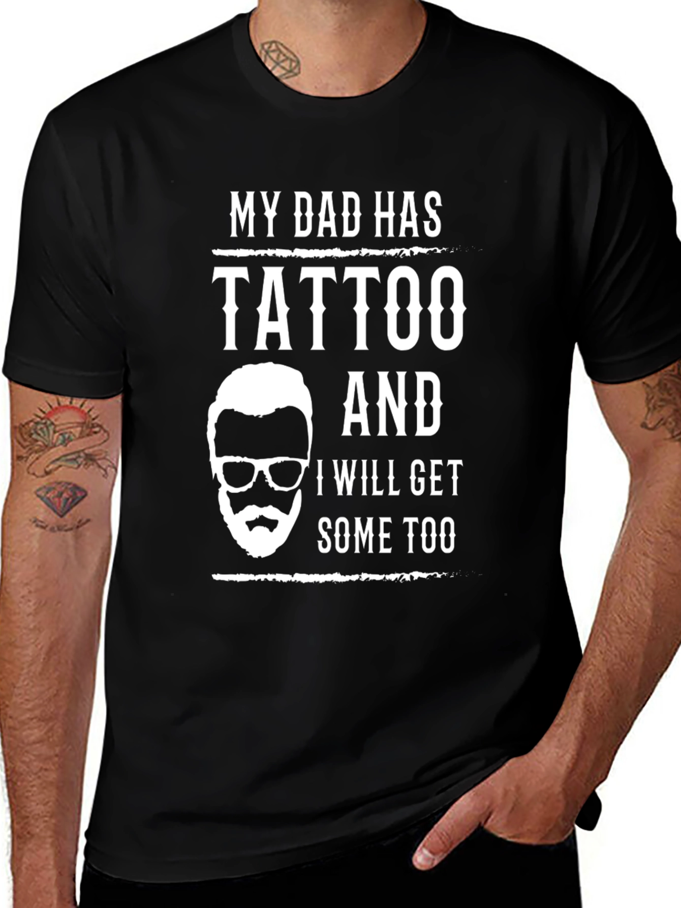 Camiseta Negra Mi Papá Tiene Tatuajes