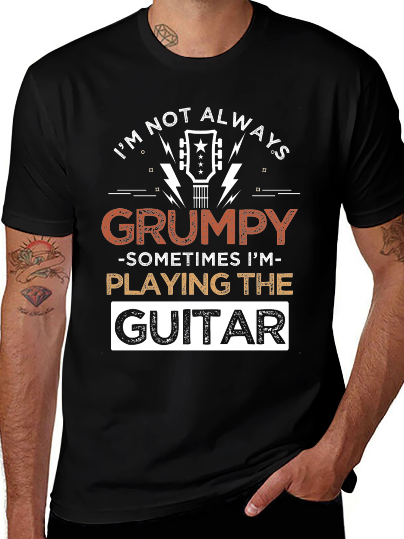 Camiseta Negra con Diseño de Guitarra Grumpy