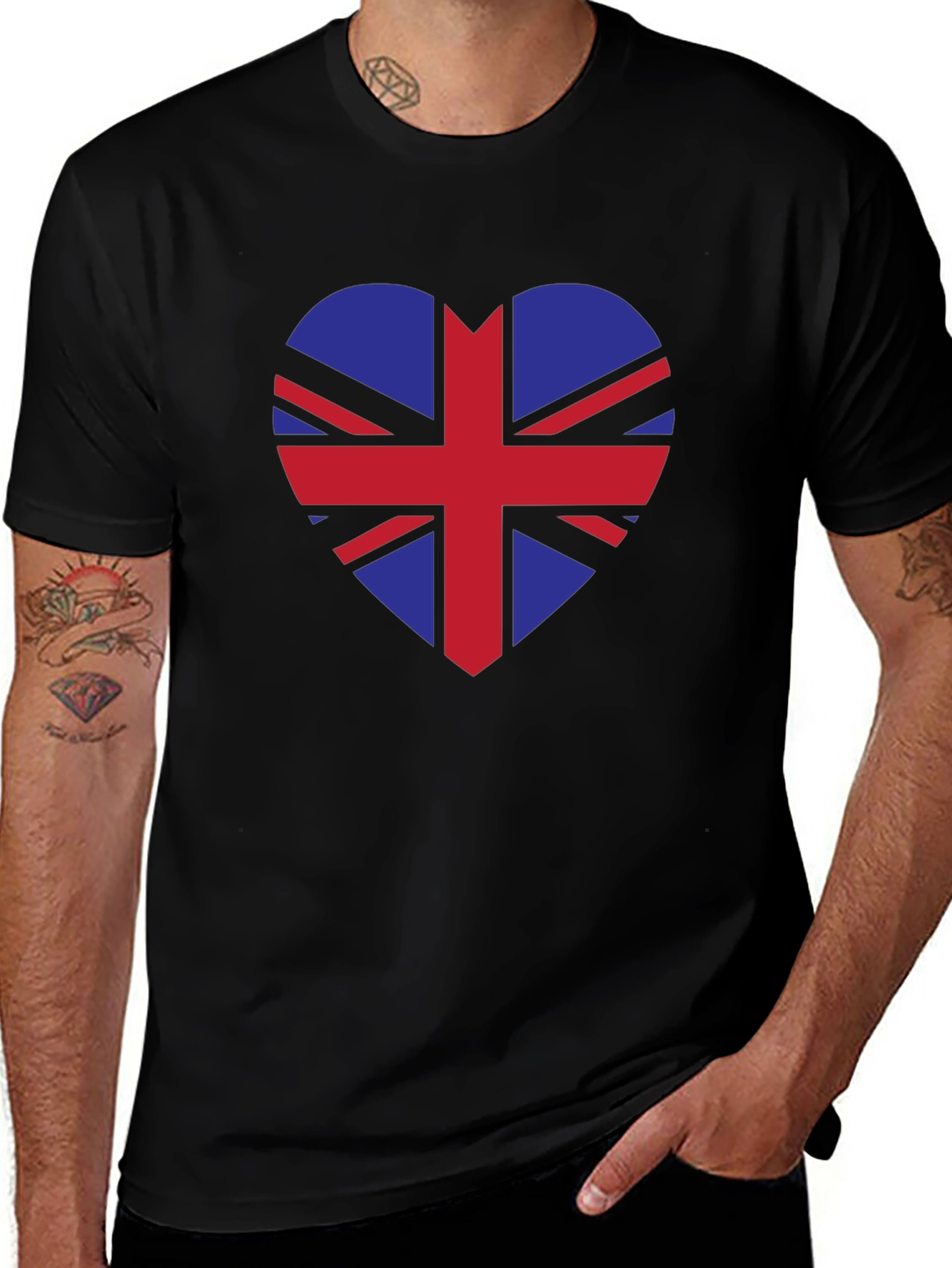 Camiseta Negra con Corazón Bandera Británica