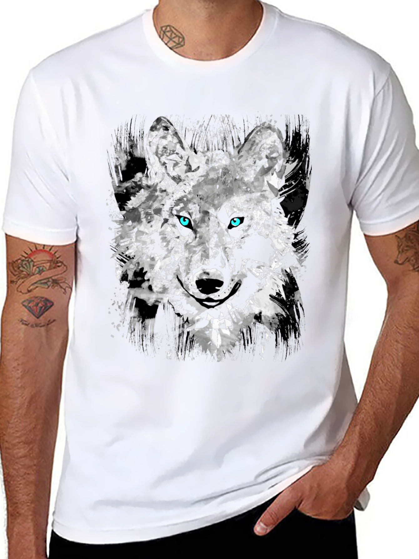 Camiseta Negra con Diseño Abstracto de Lobo