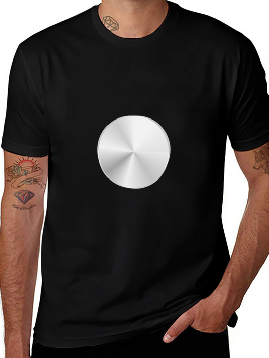 Camiseta Negra con Diseño Circular Metálico