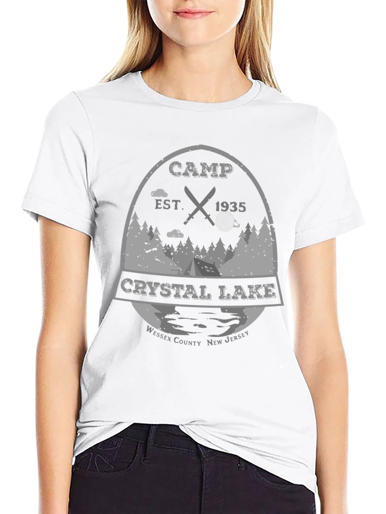 Camiseta Negra Campamento Crystal Lake