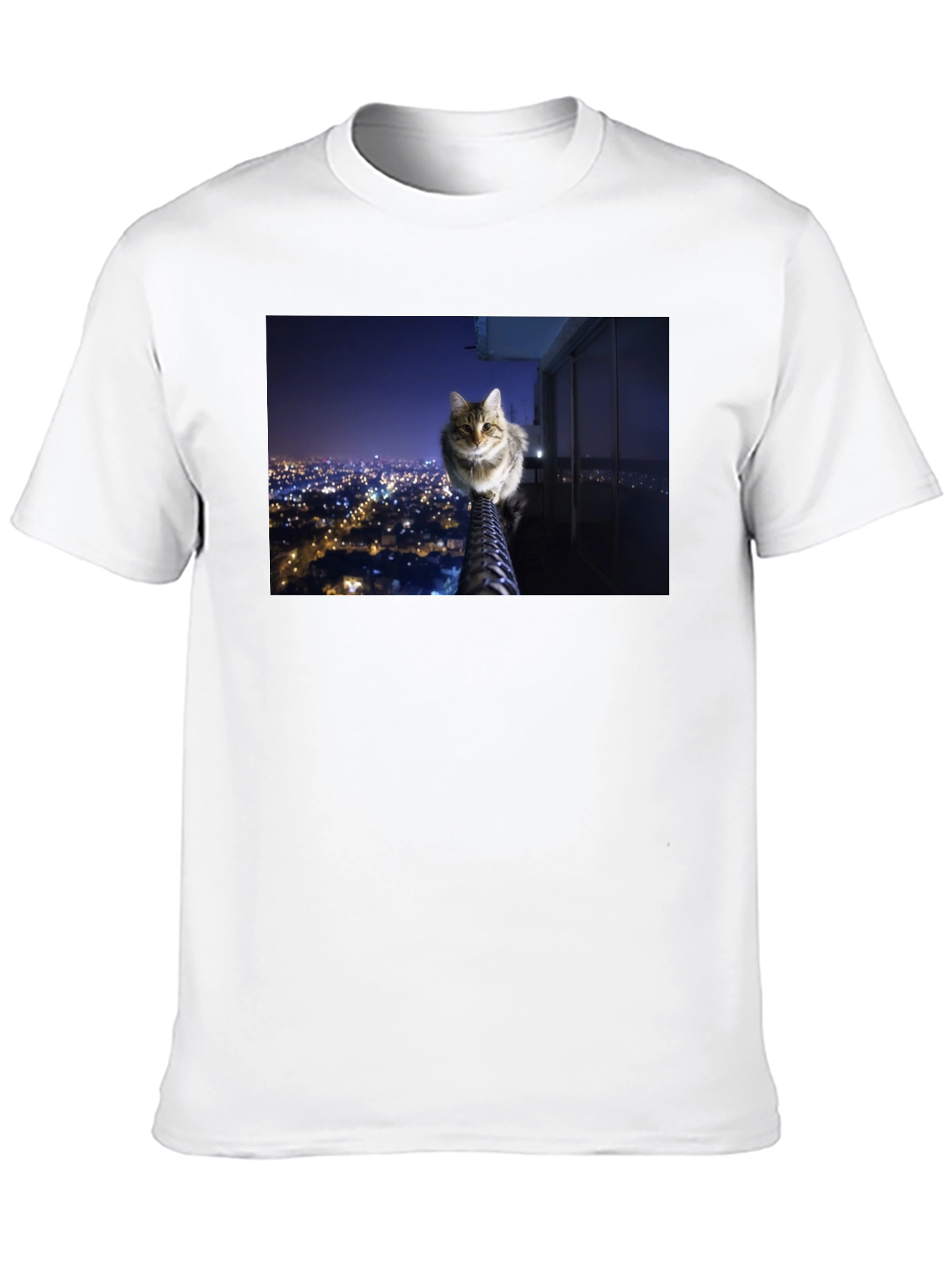 Camiseta Negra con Diseño de Gato Nocturno Urbano