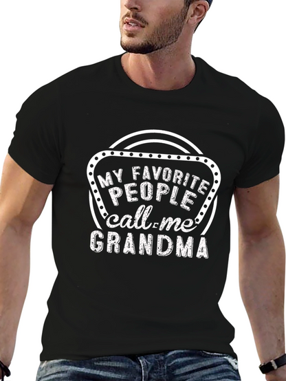 Camiseta Negra: Mis Favoritos Me Llaman Abuela