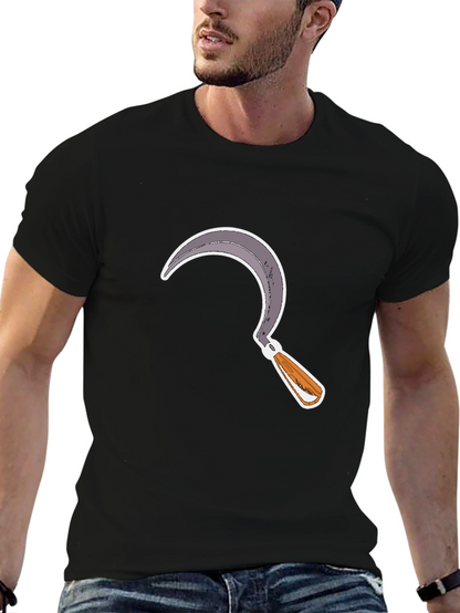 Camiseta Negra con Diseño de Hoz Estilizada