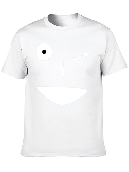 Camiseta Negra con Cara Sonriente y Ojo Guiñando