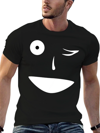 Camiseta Negra con Cara Sonriente y Ojo Guiñando