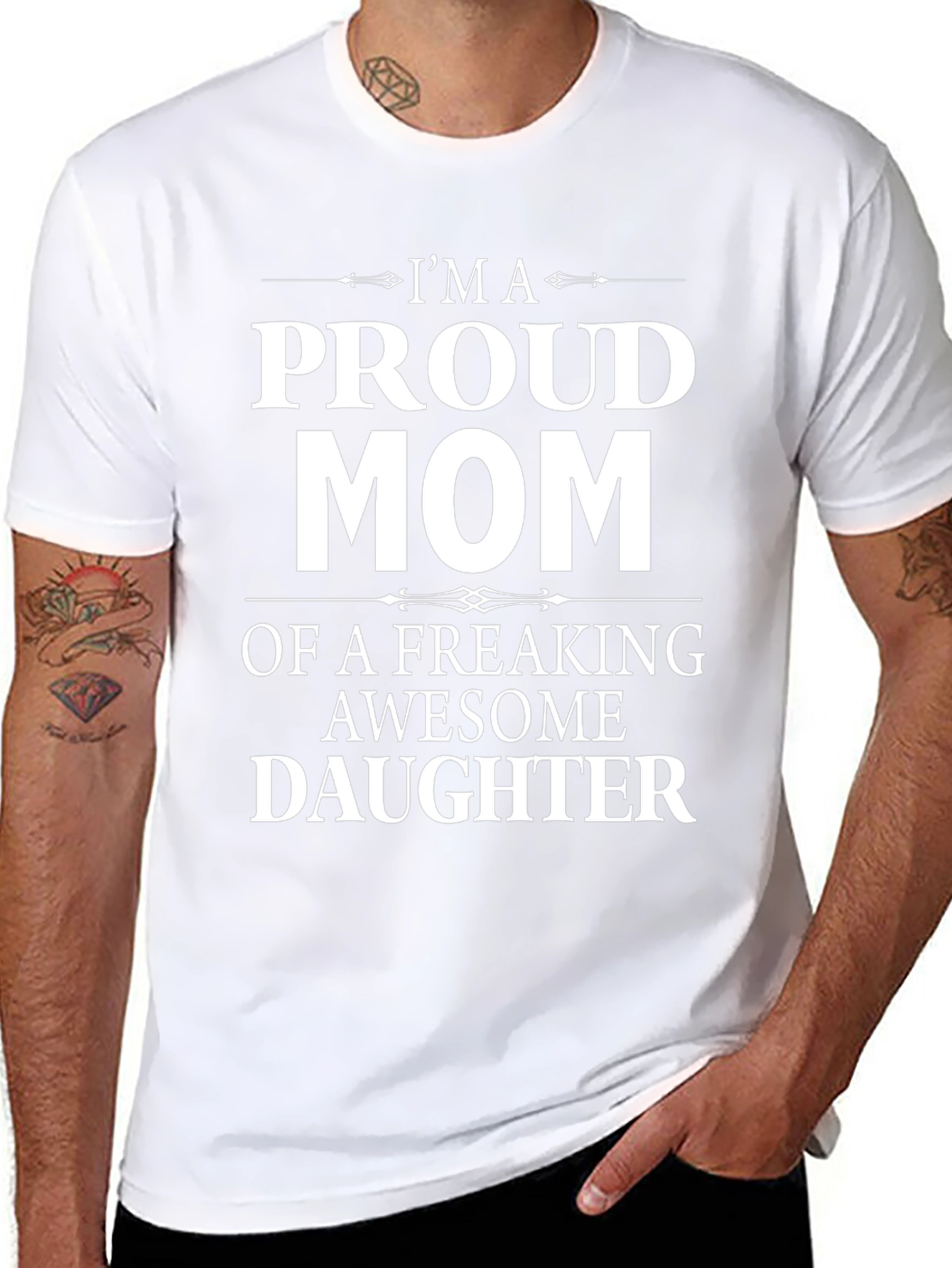 Camiseta Negra: Mamá Orgullosa de una Hija Genial