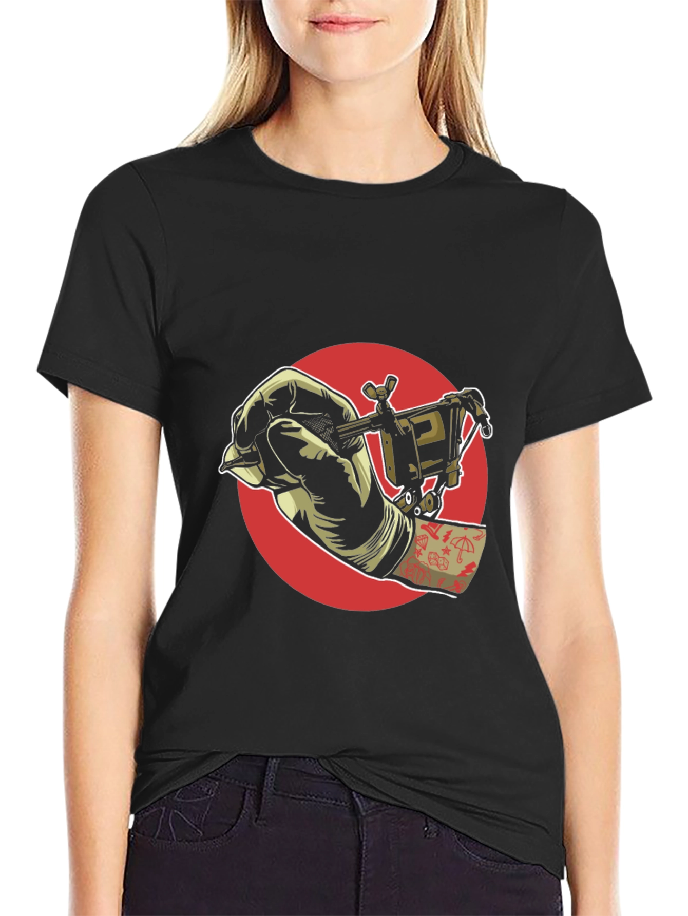 Camiseta Negra con Diseño de Tatuaje