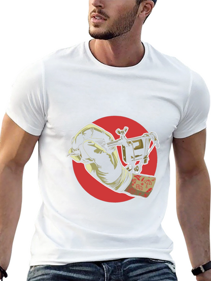 Camiseta Negra con Diseño de Tatuaje
