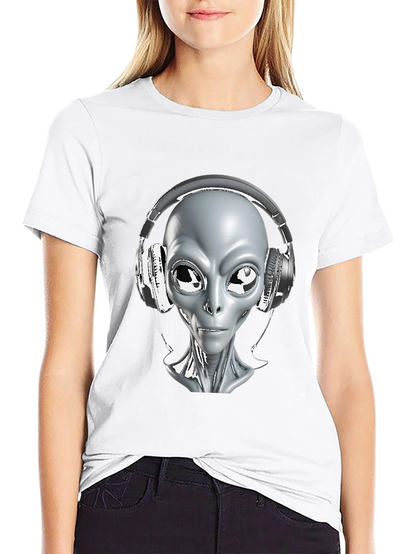 Camiseta Hombre Alienígena con Audífonos - Diseño Único