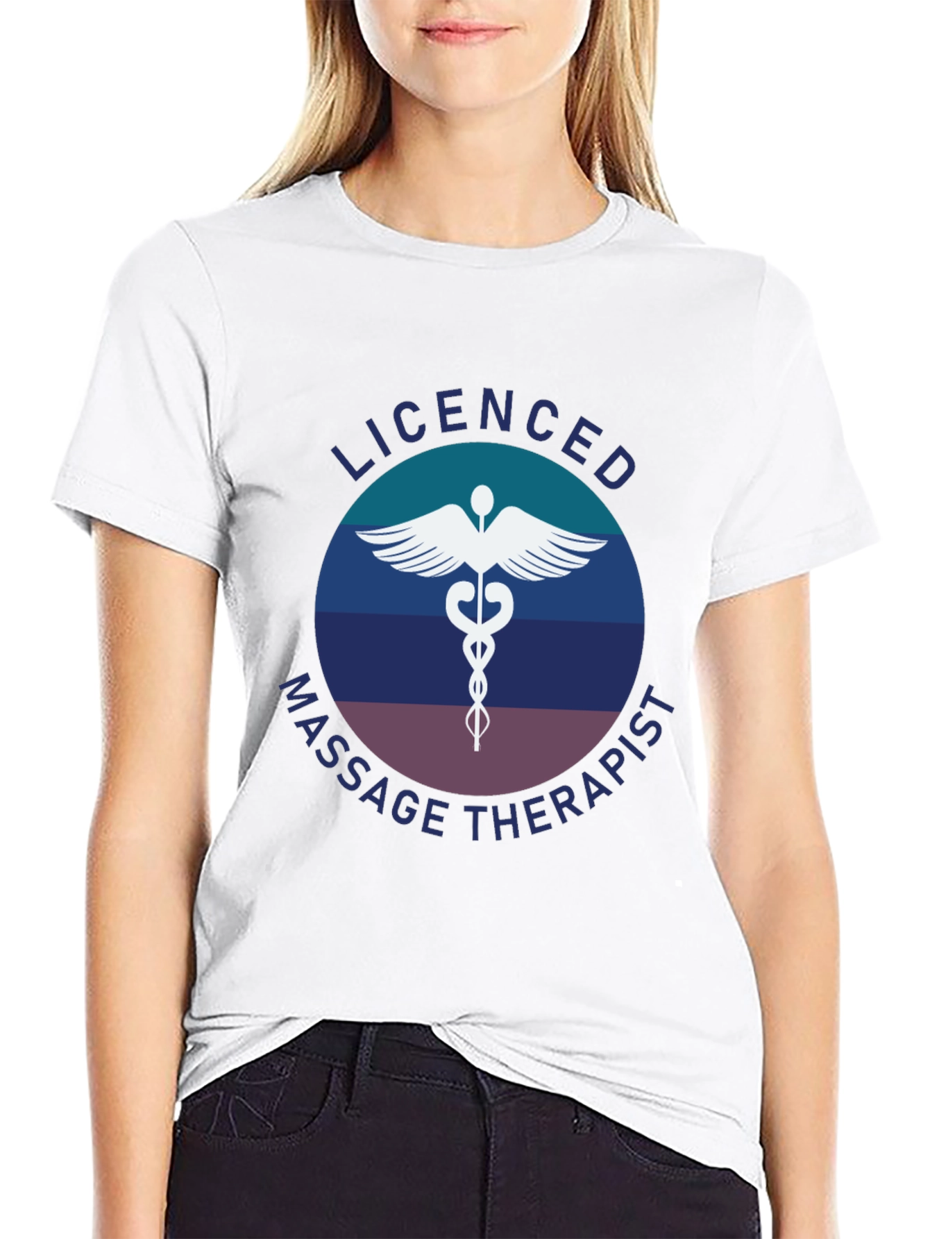 Camiseta Masajista Licenciado - Diseño Profesional
