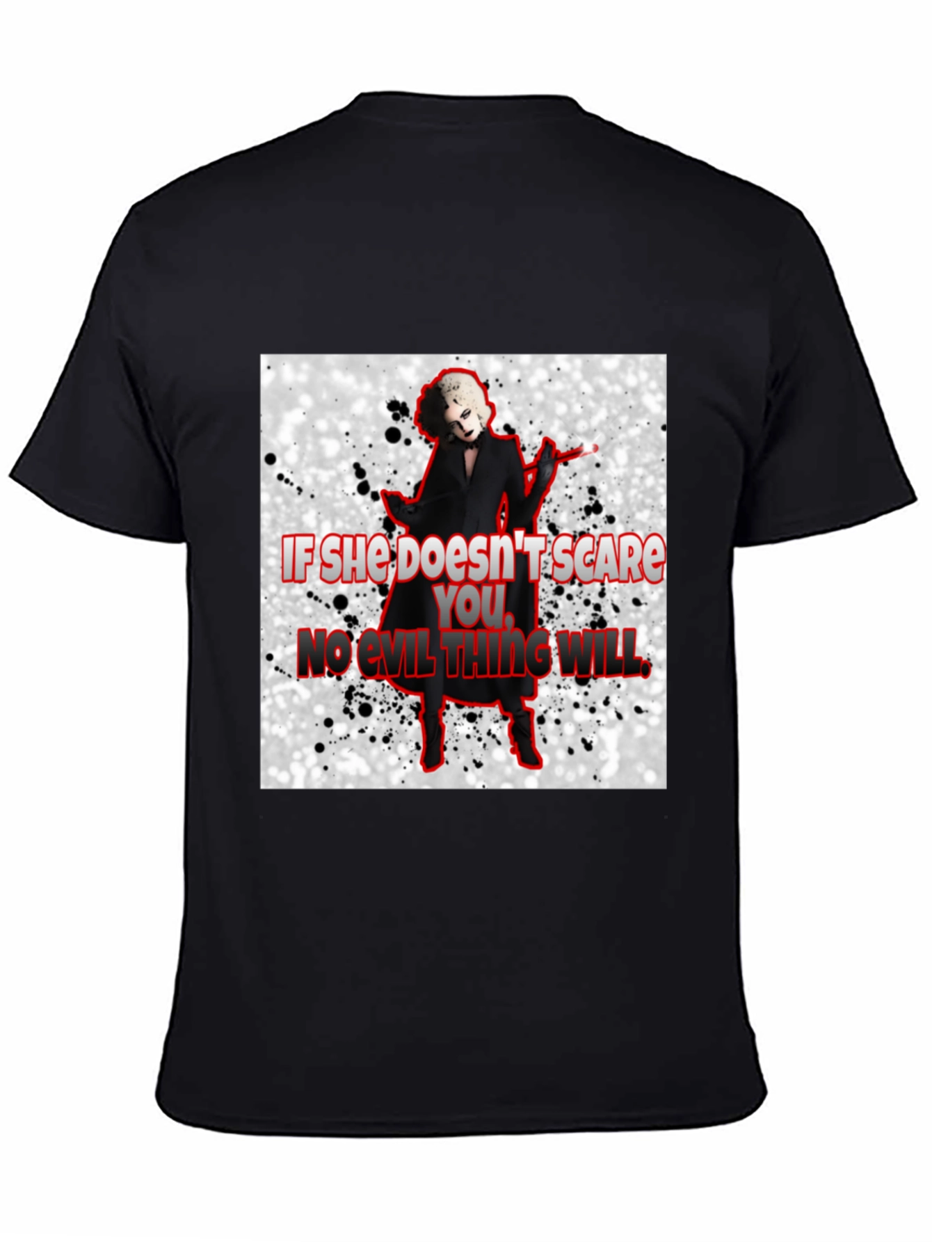 Camiseta Negra con Diseño de Terror