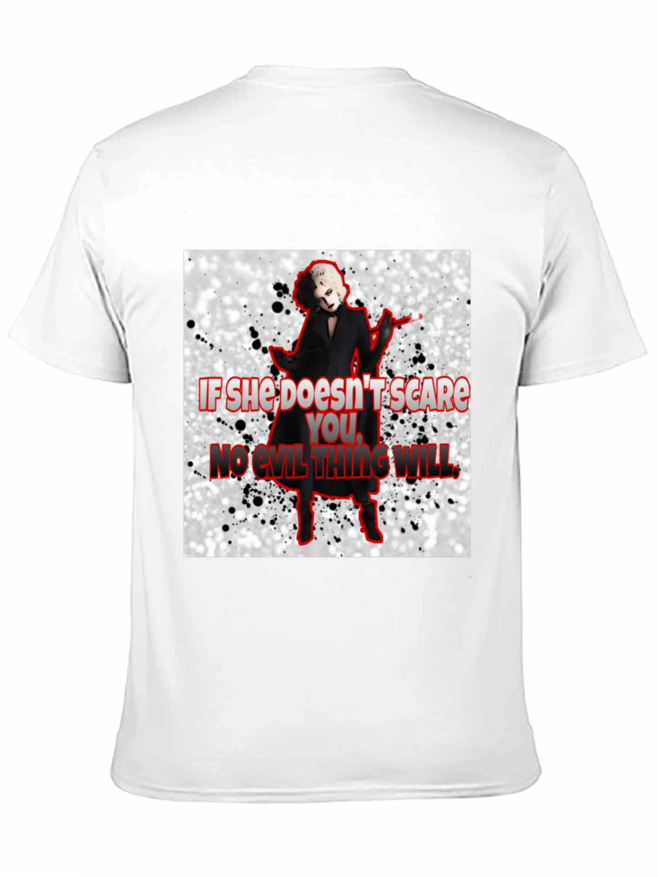 Camiseta Negra con Diseño de Terror