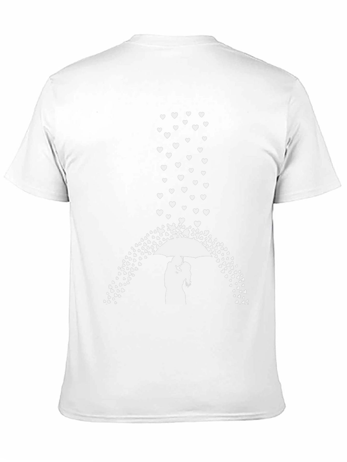 Camiseta Negra Romántica: Amor Bajo la Lluvia