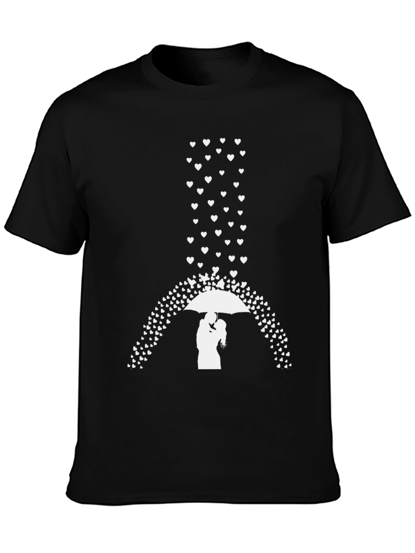 Camiseta Negra Romántica: Amor Bajo la Lluvia