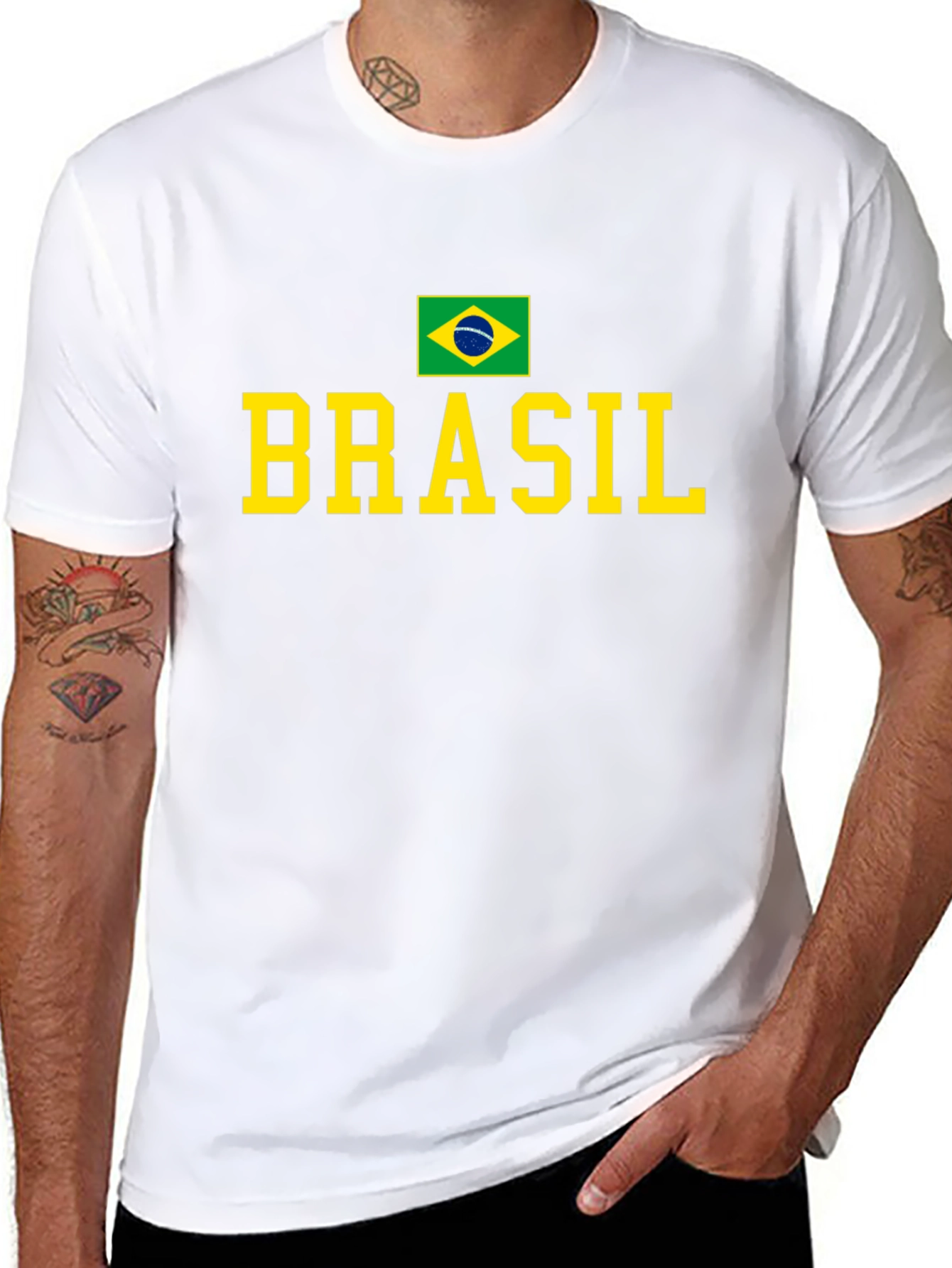 Camiseta Negra Brasil con Bandera y Letras Amarillas