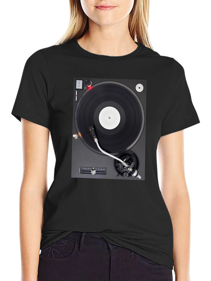 Camiseta Negra con Diseño de Tocadiscos