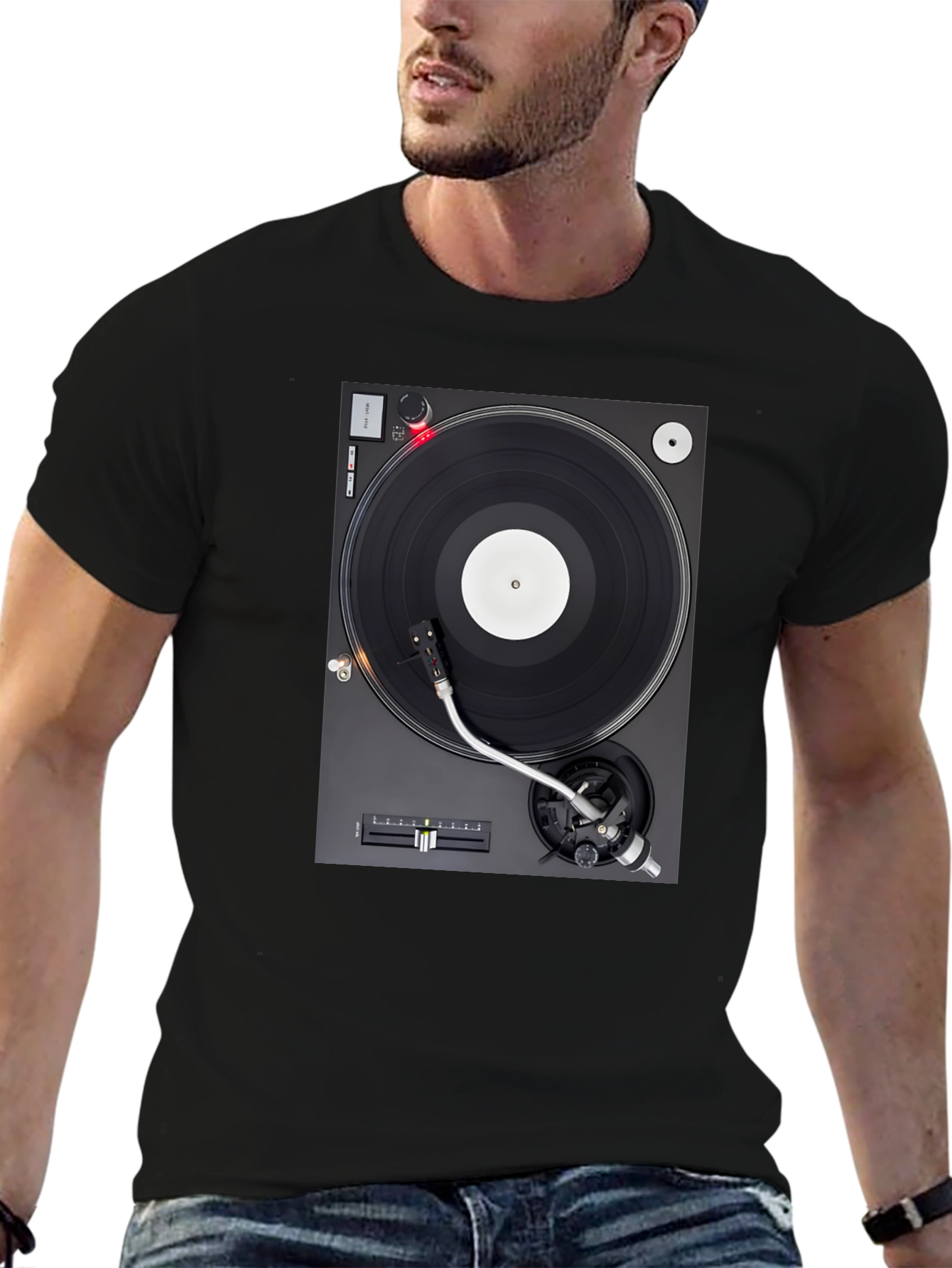Camiseta Negra con Diseño de Tocadiscos
