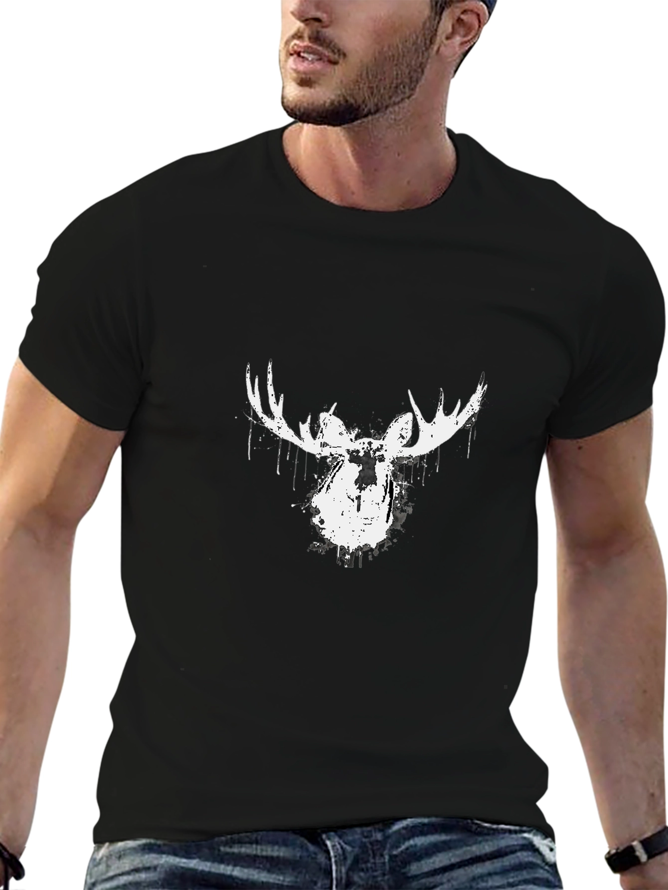 Camiseta Negra con Diseño de Alce Abstracto