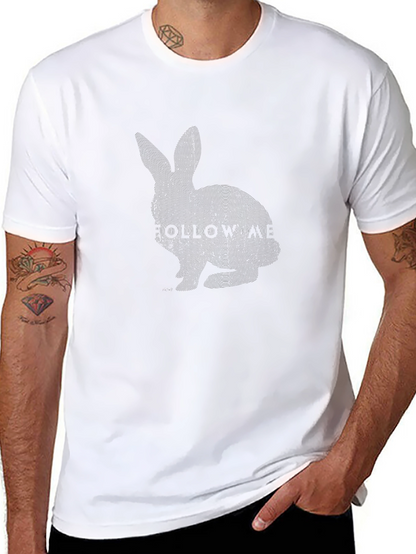 Camiseta Negra Casual con Diseño Misterioso