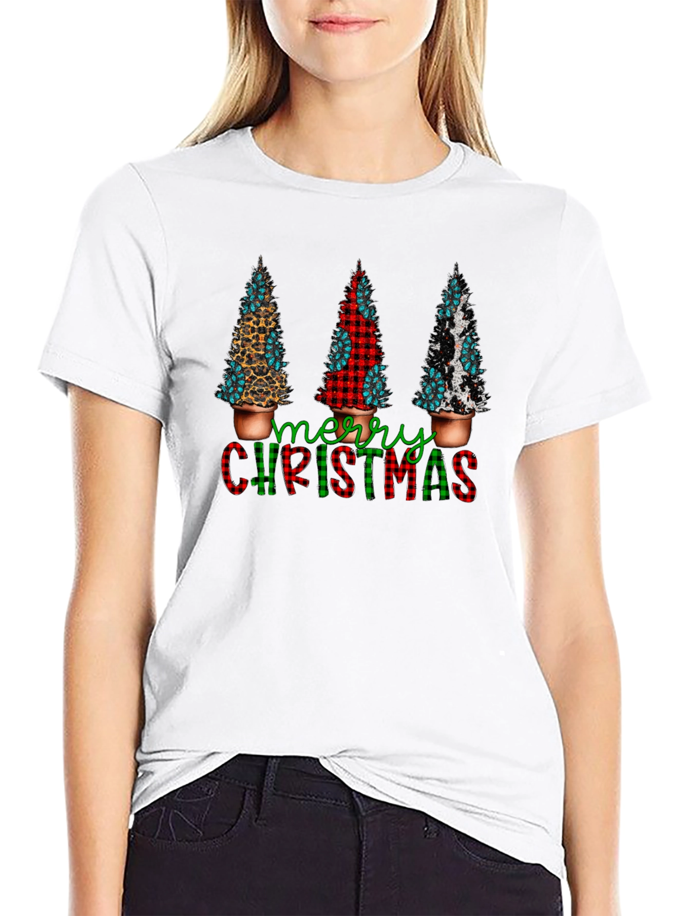 Camiseta Navideña con Estampado de Árboles