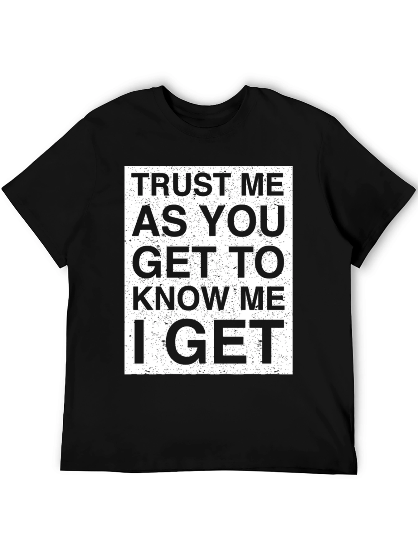 Camiseta Negra con Diseño de Texto Trust Me