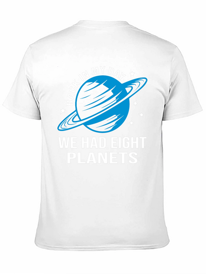 Camiseta Negra con Diseño de Planeta Retro