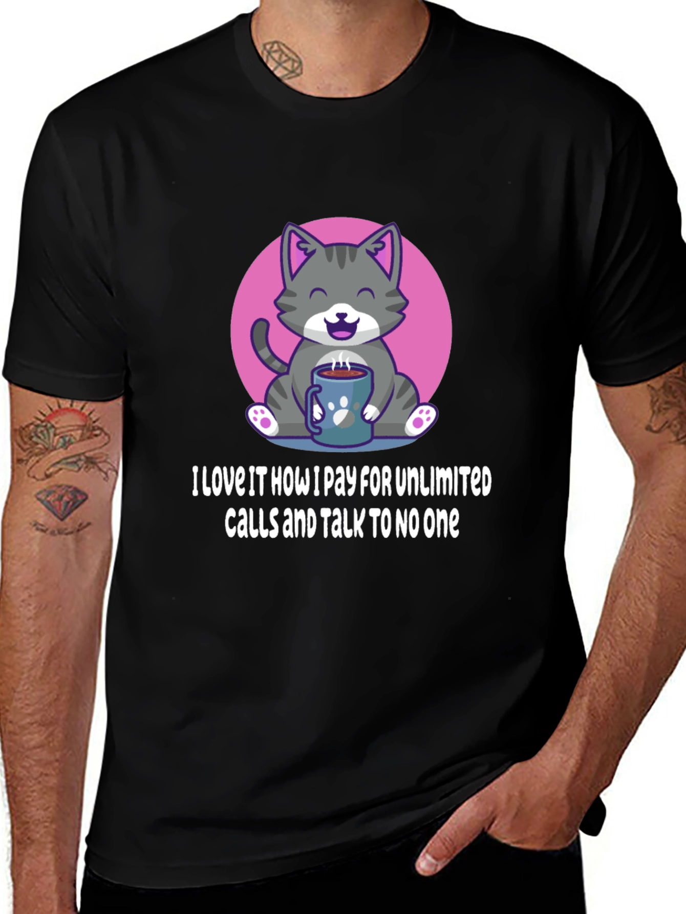 Camiseta Negra: Gato con Café y Frase Divertida