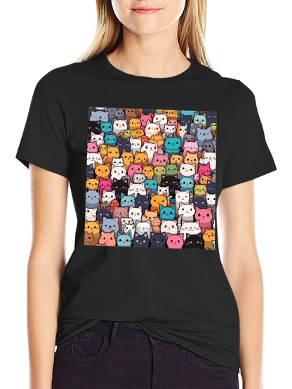 Camiseta Negra con Diseño de Gatos Animados