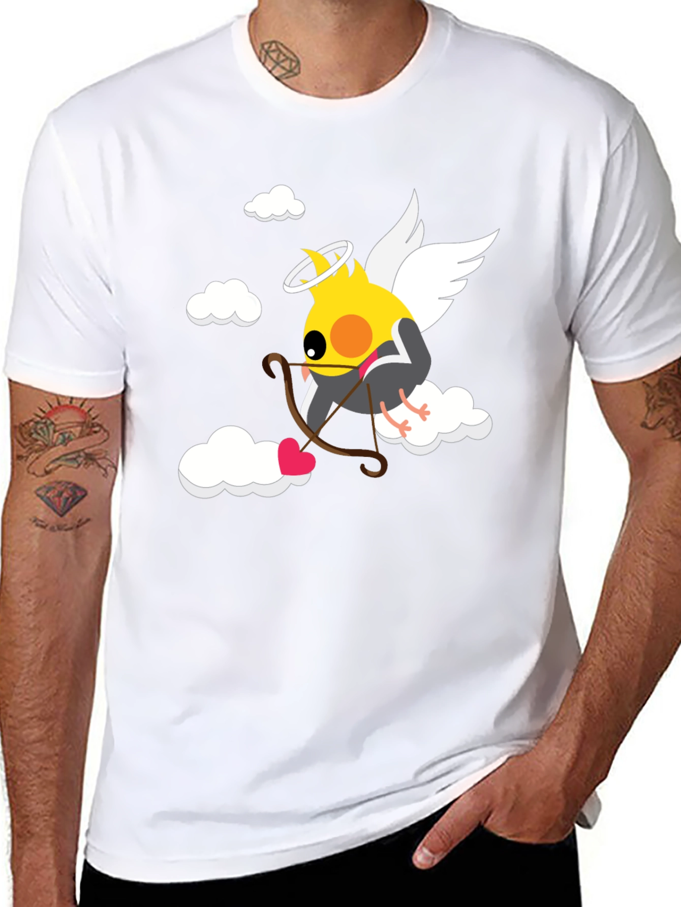 Camiseta Negra con Diseño de Cupido Ave