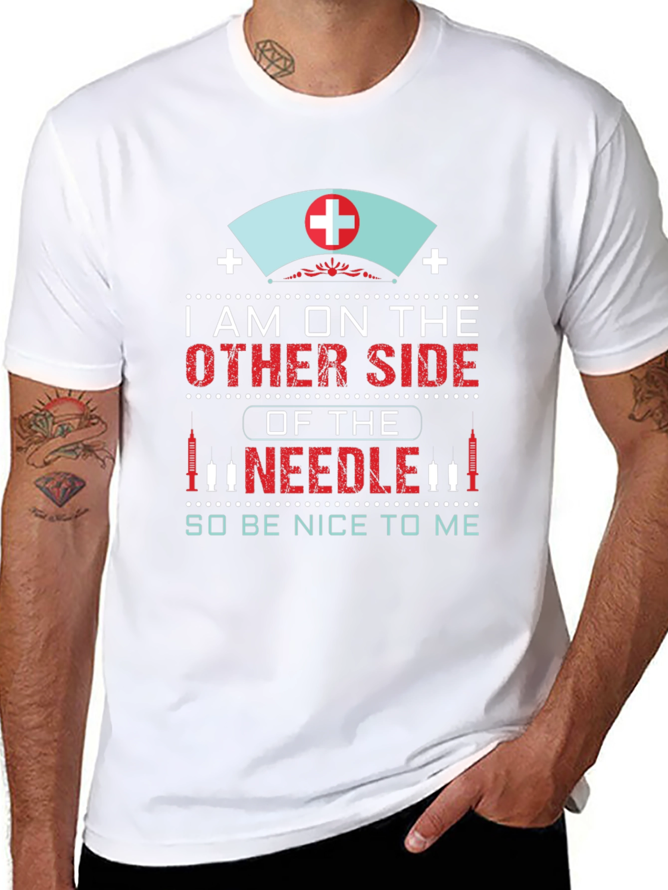 Camiseta Negra: Soy la enfermera ¡sé amable!