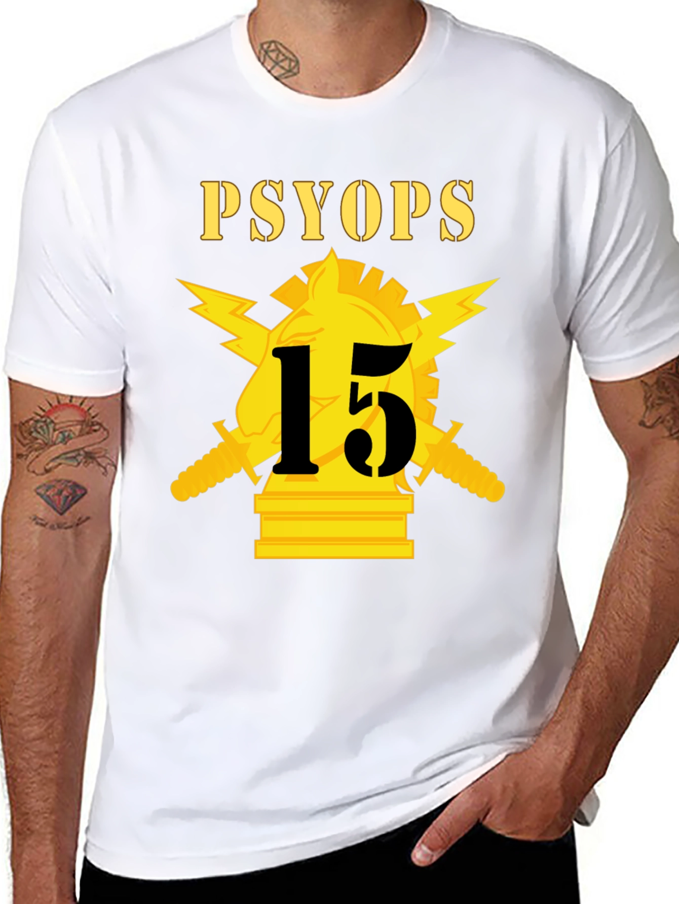 Camiseta PSYOP con diseño militar táctico